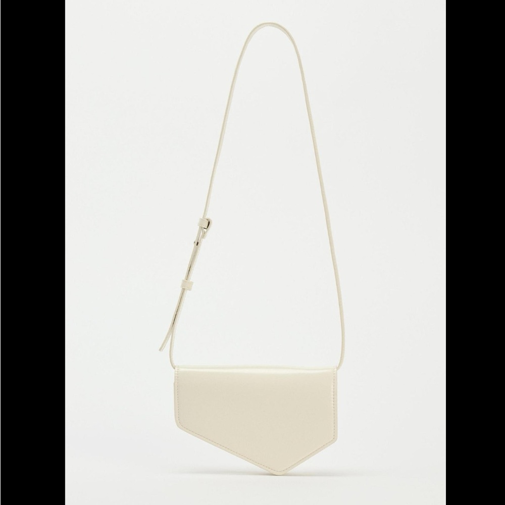 ASYMMETRIC CROSSBODY BAG